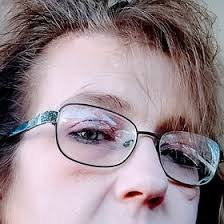 Nicole Kingan's Instagram, Twitter & Facebook