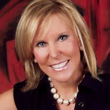 Renee Tice's Instagram, Twitter & Facebook