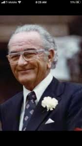 Last photos of LBJ and Nixon. Photo dated January 16th, 1973, and March  14th 1994. : r/Presidents