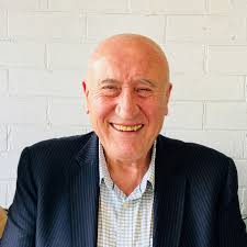 Paul Noack, a Labor councillor at Parramatta, loses preselection, runs as  an independent, and is then expelled from Labor because he registered to  run before he left the party