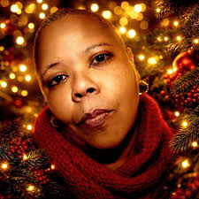 Hey pp do anyone know good photographer that's is good and not crazy  expensive as my brother getting married in April and looking for budget  friendly wedding Thank you all for suggestions