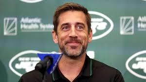 Aaron Rodgers Hints He's 'Weeks' From NFL Comeback After Surgery