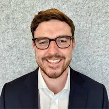 I am thrilled to graduate from Oxford Brookes University with a First Class  Degree in BSc Hons Economics, Finance and International Business. I would  like to thank everyone who has supported and… |