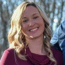 Jami Lloyd's Instagram, Twitter & Facebook