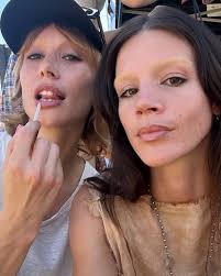 Terrible at taking photos when having fun. Eyebrows went bye bye and  freckles said hi hi. Laneway 25