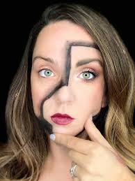 I feel like a doctor wearing a mask grocery shopping. It's like I'm  performing a foodectomy. 🇨🇦😂😷😂🇨🇦