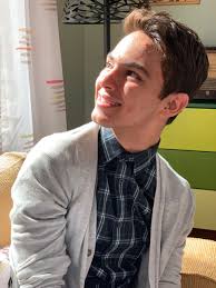 Por si no lo conocen, él es CUAUHTÉMOC LÓPEZ, hijo de Pancho López, hermano  de Lupita y Julio, novio de Aristóteles ¿qué más? #ElCorazonNuncaSeEquivoca