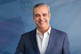 Jun 11, 2021 · un equipo de búsqueda encontró este jueves, a una profundidad de 1.000 metros en las costas de tenerife, el cuerpo de olivia gimeno zimmermann, de 6 años. Luis Abinader Un Rico Empresario En La Presidencia De Republica Dominicana Latinoamerica