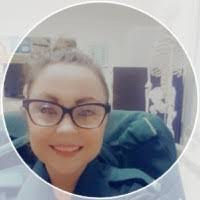 Shelley Fraser's Instagram, Twitter & Facebook