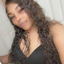 Alexis Banks's Instagram, Twitter & Facebook