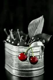 Black And White Photography With Red Color Splash Pin By Andrej Krmec On Red Color Splash Photo Color Splash Color Splash Photography