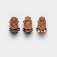 Read my pins presents a remarkable range of more than 200 pins and brooches from the personal collection of madeleine albright. Read My Pins The Madeleine Albright Collection
