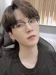 Jika sudah tersimpan, uninstal aplikasi wa mod pada hp anda. Intip Kekayaan Anggota Bts Siapa Yang Paling Tajir