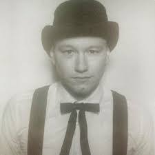 Robert Covel's Instagram, Twitter & Facebook