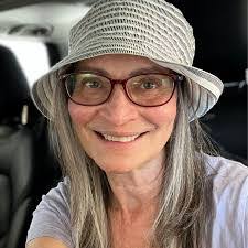 Kathleen Ard's Instagram, Twitter & Facebook