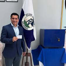 Lenin Chávez Castillo (@leninchavezcastillo) • Instagram photos and videos