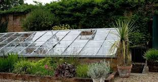 Your greenhouse can also be used as an outdoor space to kick back and relax. Building Your Own Underground Greenhouse Shtfpreparedness