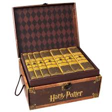Amazon Com Harry Potter House Trunk Sets Hufflepuff Set Toys Games Harry Potter Book Set Harry Potter Gifts Harry Potter Hufflepuff