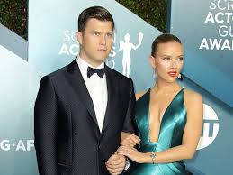Scarlett johansson and colin jost meet on the set of saturday night live. Scarlett Johansson Found Pandemic Wedding To Colin Jost Stressful Promifacts Uk