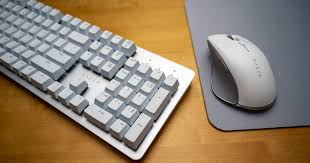 So not only the keyboard. Razer S Pro Click Mouse And Pro Type Mechanical Keyboard Aren T For Gamers Cnet