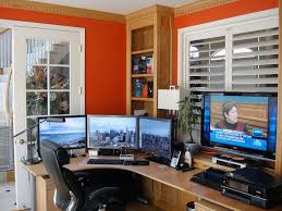 15 Envious Home Computer Setups Inspirationfeed Com In 2020 Home Office Layouts Home Office Setup Office Setup