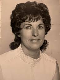 Maxine Lytle's Instagram, Twitter & Facebook