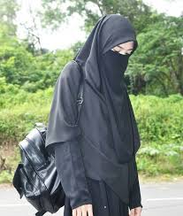  Galery Muslimah Bercadar Anggun Mempesona Jutaan Gambar Jilbab Cantik Gadis Berjilbab Pose