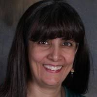 Gloria Bertram's Instagram, Twitter & Facebook