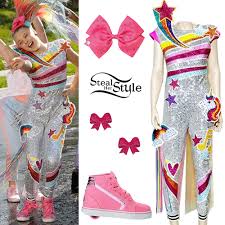 This colorful jojo siwa mask will be a hit with your little one. Heelys Outfits Steal Her Style