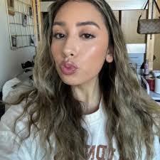 Autumn Bower's Instagram, Twitter & Facebook