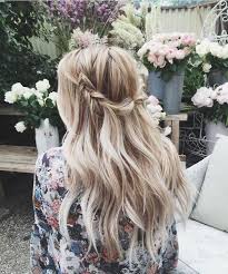 It has been back combed, so its volume considerably increased. Half Up Wedding Hairstyle For Veils 1 Tania Maras Bespoke Wedding Headpieces Wedding Veils