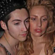 Ayesha Erotica & Kim Petras are fighting