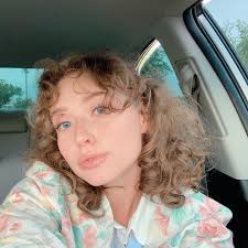 lexiedineen is peer pressuring me into posting these right now uhhh so  enjoy these WAYY throwback photos of me lolol ✨🥲✨ pls give them some love.  #whoisshe #thoughtshewasdead #imbackansheretostay