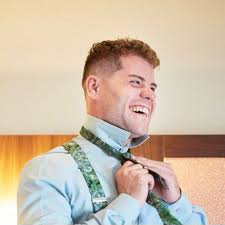 Liz Kitts and Derek McBryde's Wedding Website