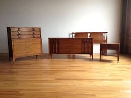 Mid Century Modern Dresser Set By Kent Coffey Perspecta Solid Wood Bedroom Set Mcm Hig Mid Century Dresser Mid Century Bedroom Mid Century Modern Furniture