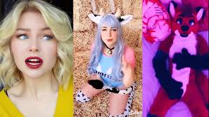 What is a Fursuit? (Not Furry Cringe I Promise)