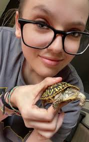 Reminds me of our Shell babies but look at that Big Big smile 😃 My one  grumpy shell baby would hv bit me though 😆 😆