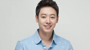 Kim Dong Wook Talks About Moving On From Coffee Prince Soompi Kim Dong Kim Korean Actors