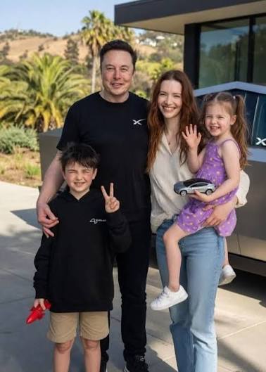 Elon Musk With wife and daughter and son 🤩💓 #usa