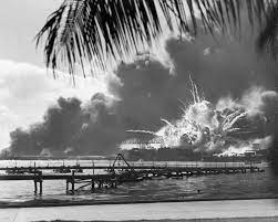 Acest al doilea val a atacat pearl harbor dinspre est. File Uss Shaw Exploding Pearl Harbor Nara 80 G 16871 2 Jpg Wikipedia