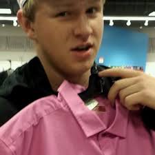 Zach Vess (@VessZach)