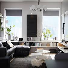 Weiße wände, kombiniert mit schwarzen und grauen accessoires; Wohnzimmer Wohnbereich Ideen Inspirationen Ikea Deutschland