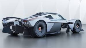 Aston Martin S Valkyrie V12 Engine 1 000hp 11 100 Rpm Naturally Aspirated Aston Martin Luxury Cars Sports Cars