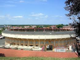 Mont de marsan festival habillage. Arenes Du Plumacon Wikipedia