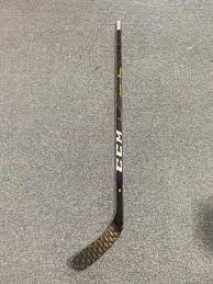 A scary scene as colorado avalanche forward nathan mackinnon gets a stick right under his visor from anaheim ducks' defenceman derek grant. Senior Right Handed Ribcor Trigger 3d Pmt Pro Stock Hockey Stick Nathan Mackinnon Colorado Avalanche Sidelineswap
