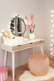 Makeup Vanity Table Ideas To Assist Your Makeup Routine Small Vanity Table Dressing Table Design Small Vanity