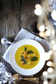 Soupe De Courge Butternut Sauge Et Croutons De Pomme Recette Courge Soupe De Courge Musquee Soupe Courge