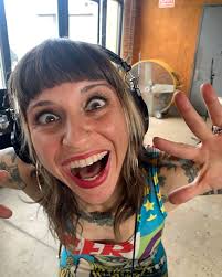 Suzy Hotrod (@suzyhotrod55) • Instagram photos and videos