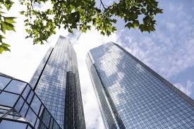 It delivers services to more than 650. Deutsche Bank Investment Bank Bonuses Soar 46 After Boom Year Bloomberg