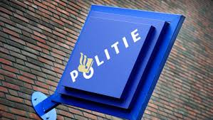 View ernst j kuipers' profile on publons with 1493 publications and 273 publications by authors named ernst j kuipers. Tilburgse Broers Belaagd En Mishandeld Het Parool